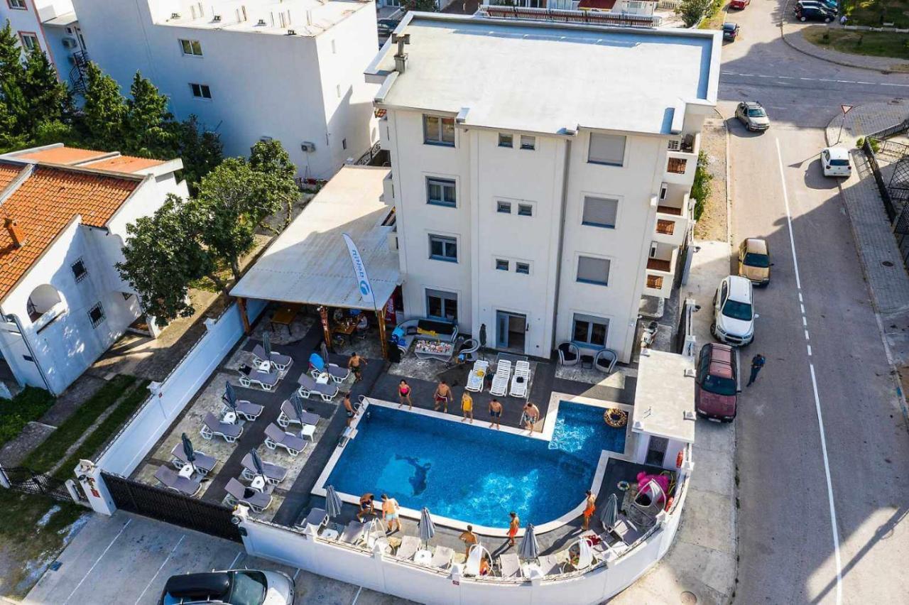 Delfin Apartments Sutomore Exterior foto