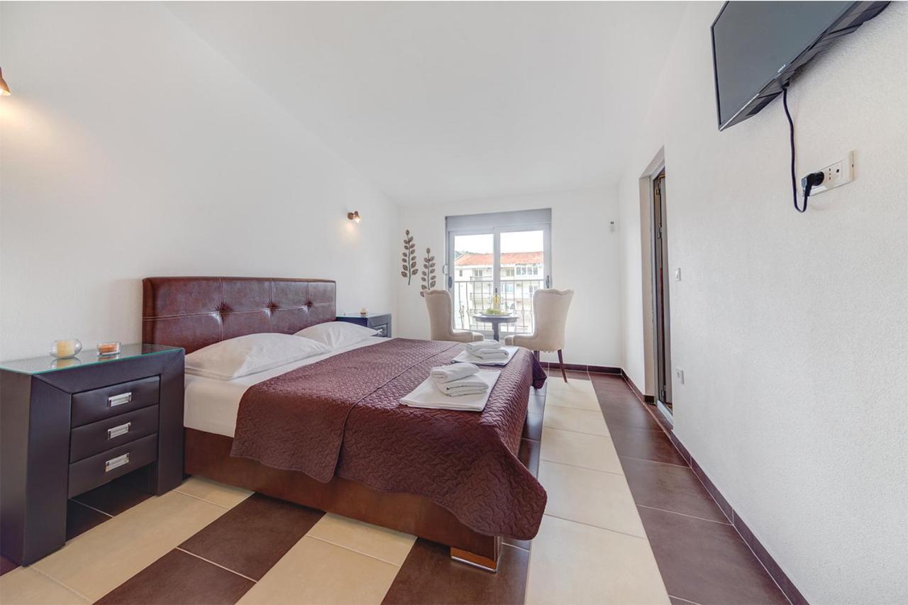 Delfin Apartments Sutomore Exterior foto
