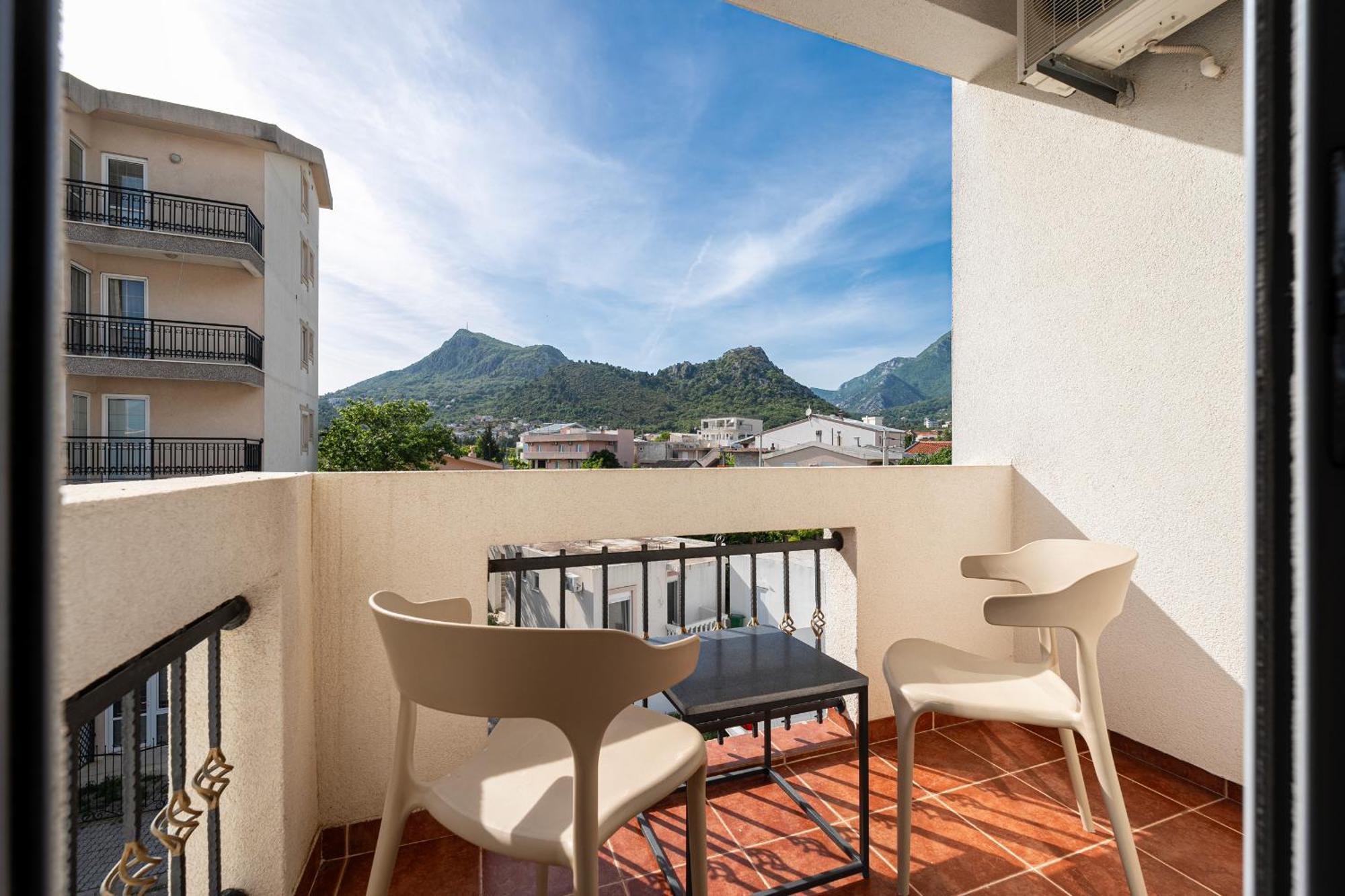 Delfin Apartments Sutomore Quarto foto