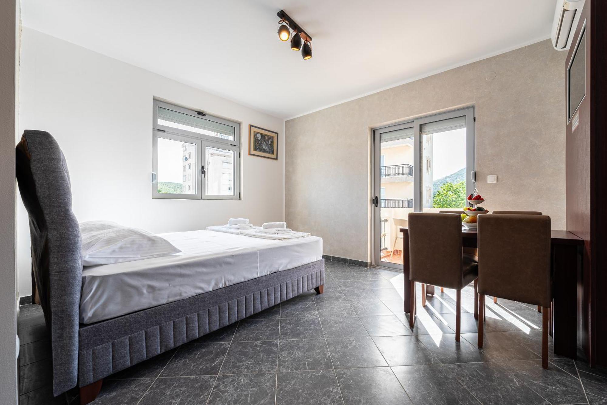Delfin Apartments Sutomore Exterior foto