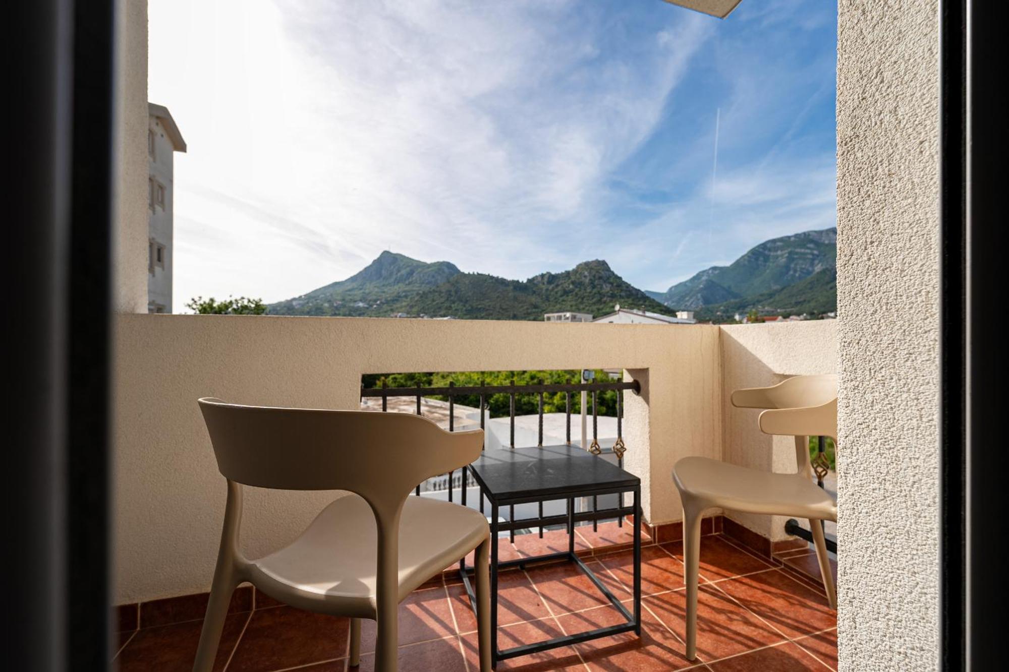 Delfin Apartments Sutomore Quarto foto