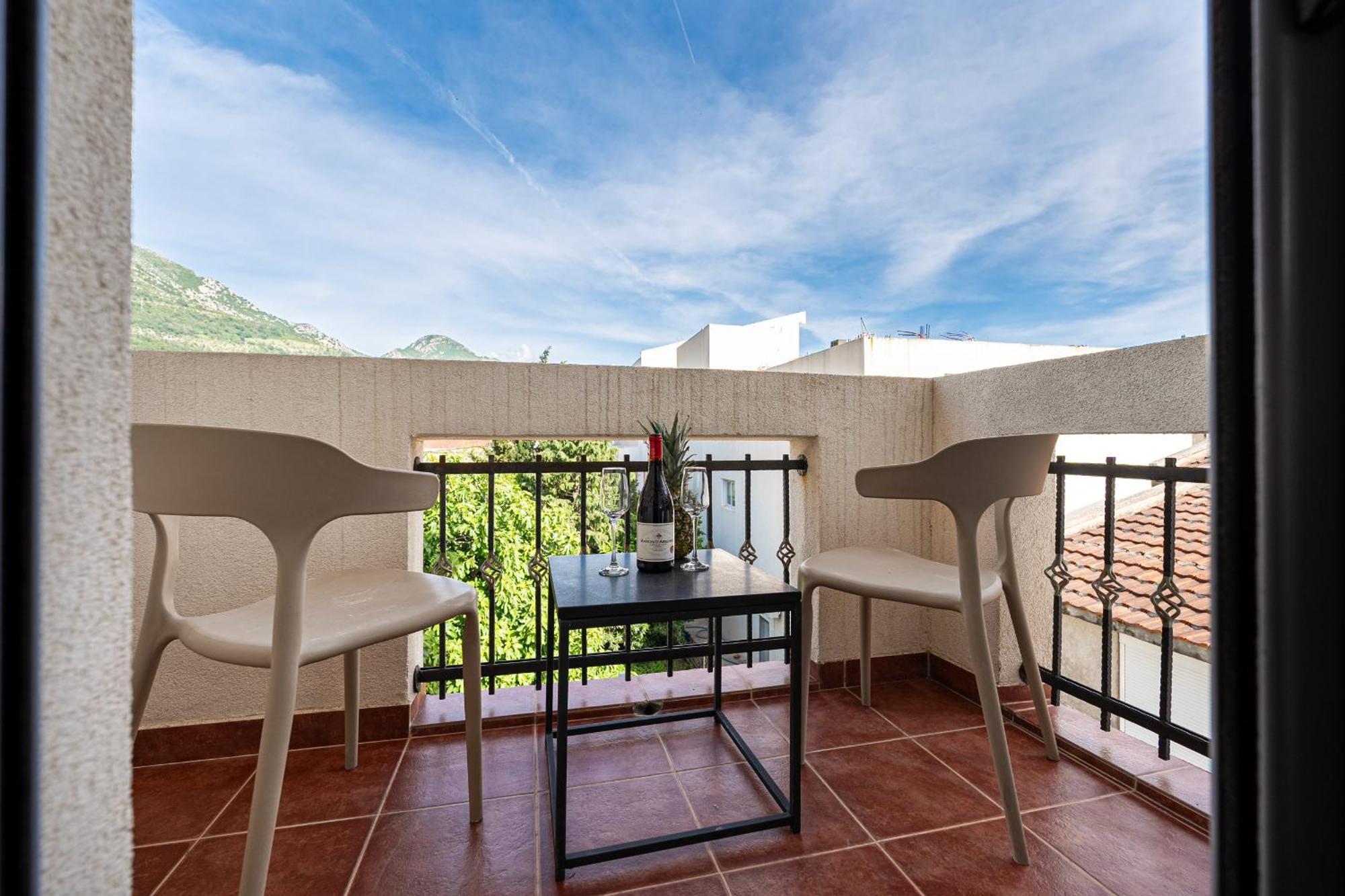Delfin Apartments Sutomore Quarto foto