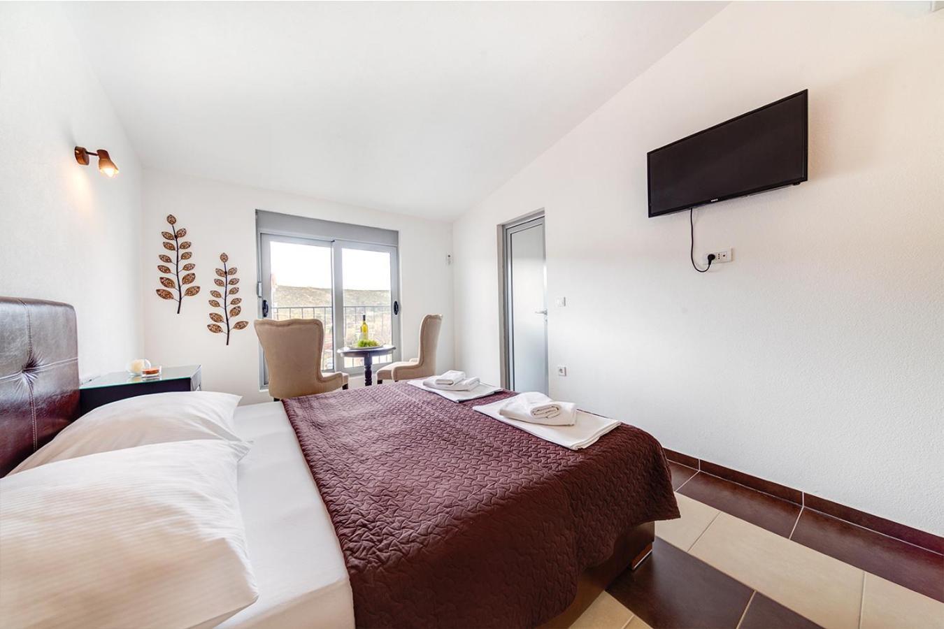 Delfin Apartments Sutomore Quarto foto