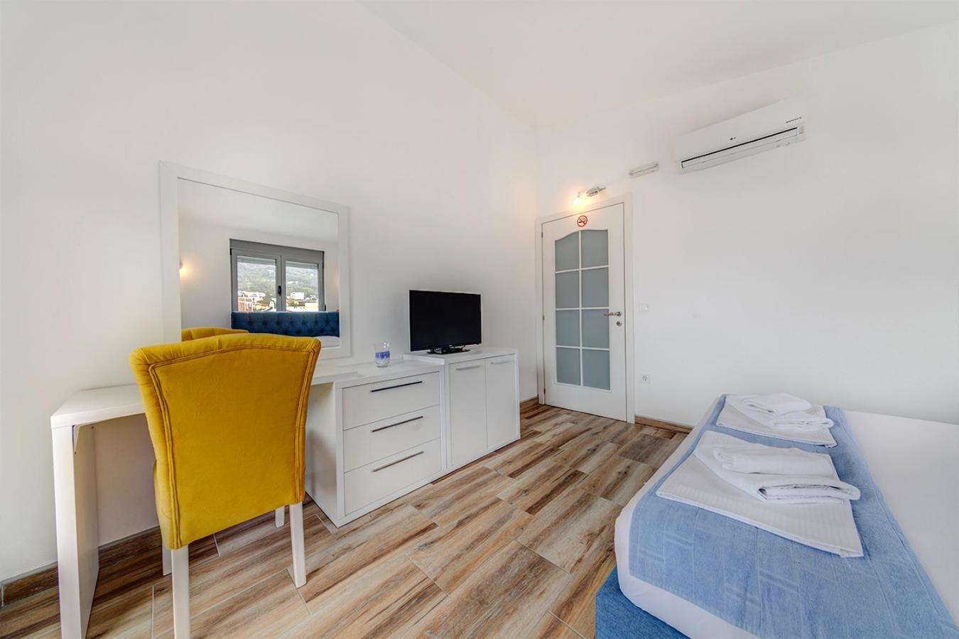Delfin Apartments Sutomore Quarto foto
